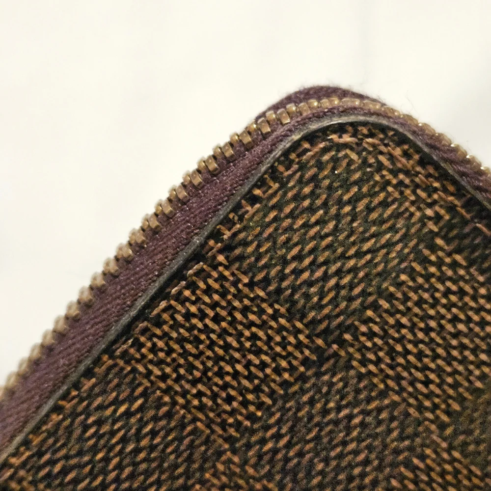 Louis Vuitton Wallet - Picture 14 of 15